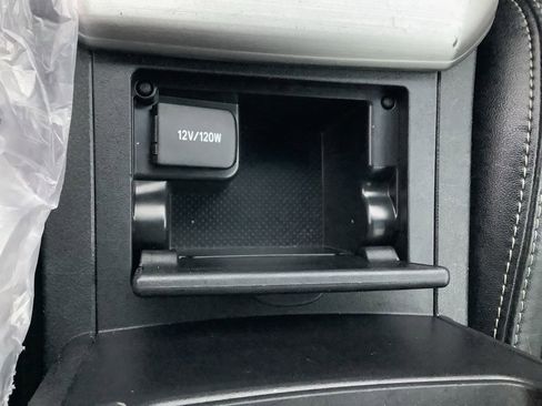 Used 2014 Toyota Camry SE image 27