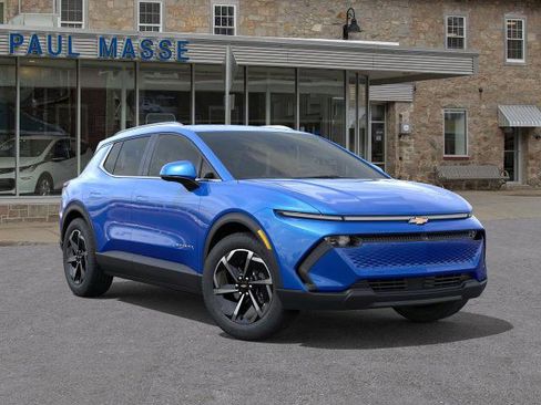 New 2026 Chevrolet Equinox EV LT image 7