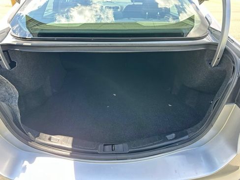 Used 2018 Ford Fusion SE w/ Fusion SE Technology Package FWD image 41