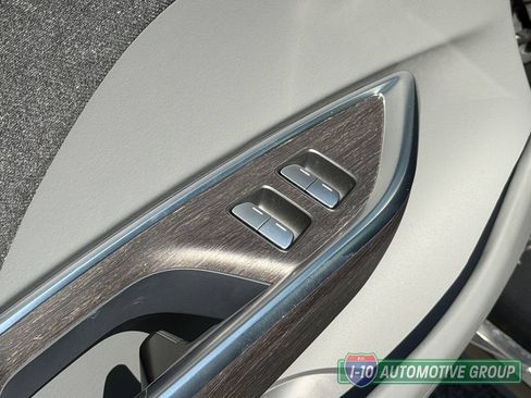 Used 2025 Lucid Air Grand Touring AWD/4WD image 16