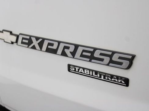 Used 2013 Chevrolet Express 3500 LS image 5