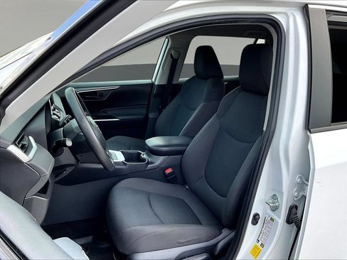 Used 2024 Toyota RAV4 LE AWD/4WD image 24