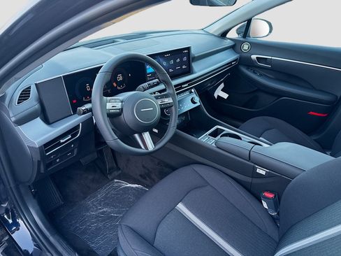 New 2026 Hyundai Sonata SEL FWD image 7