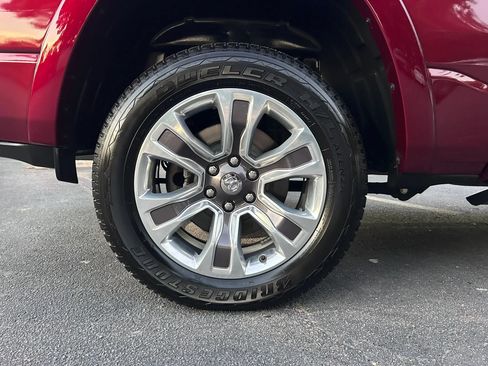 Used 2019 RAM 1500 Limited AWD/4WD image 28