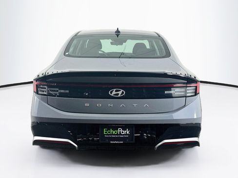 Used 2025 Hyundai Sonata SEL FWD image 7
