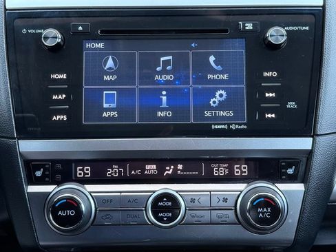 Used 2017 Subaru Outback 2.5i Limited AWD/4WD image 30