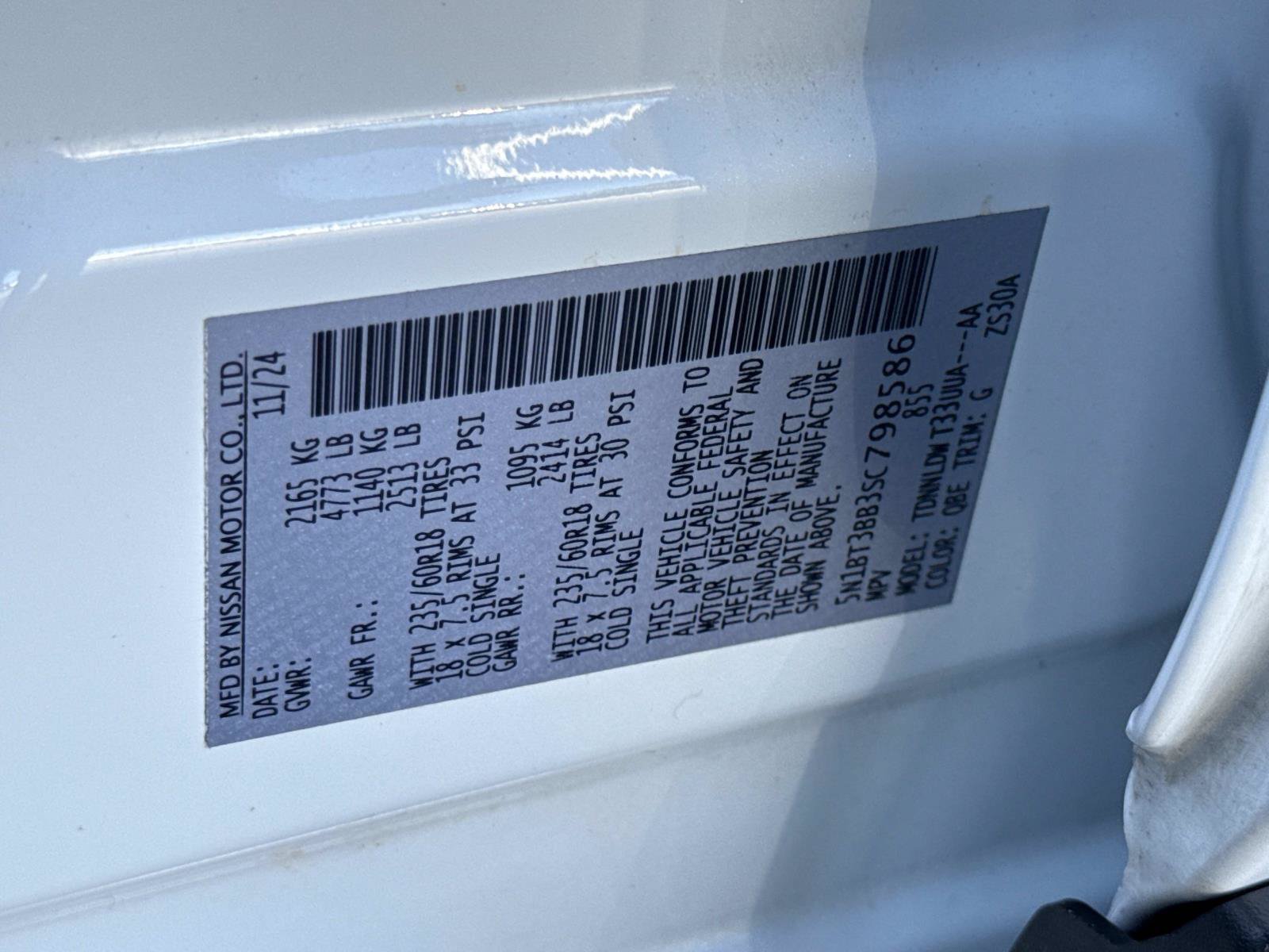 Used 2025 Nissan Rogue SV AWD/4WD image 30