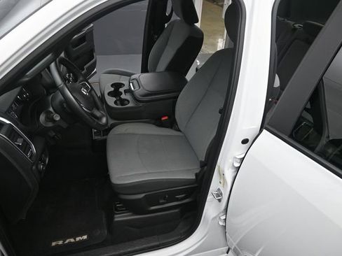 Used 2024 RAM 2500 Big Horn w/ Bed Utility Group image 11