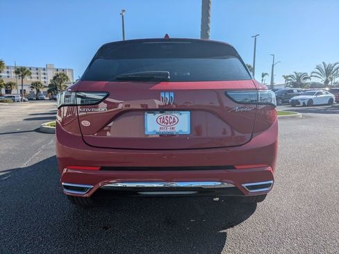 New 2025 Buick Envision Avenir image 5