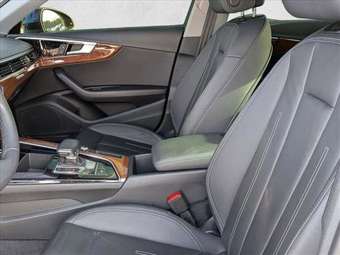 Used 2023 Audi A4 2.0T Premium w/ Convenience Package image 16