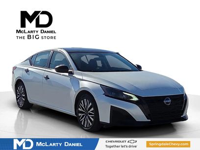 Used 2024 Nissan Altima 2.5 SV