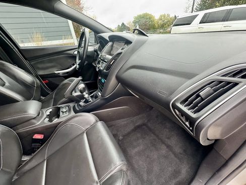 Used 2014 Ford Focus ST w/ Equipment Group 202A image 19