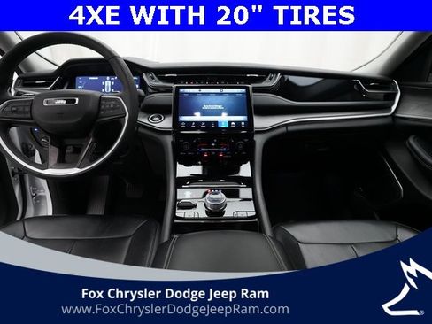 Used 2023 Jeep Grand Cherokee 4WD 4xe image 5