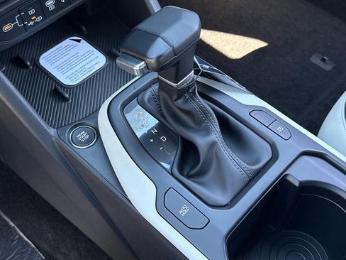 New 2026 Kia K4 GT-Line image 9