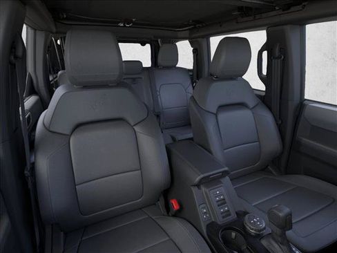 New 2026 Ford Bronco Big Bend w/ Black Diamond Package AWD/4WD image 10