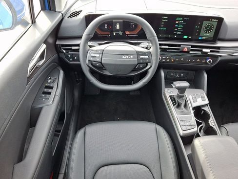 New 2026 Kia Sportage EX w/ EX Panorama Roof Package image 7