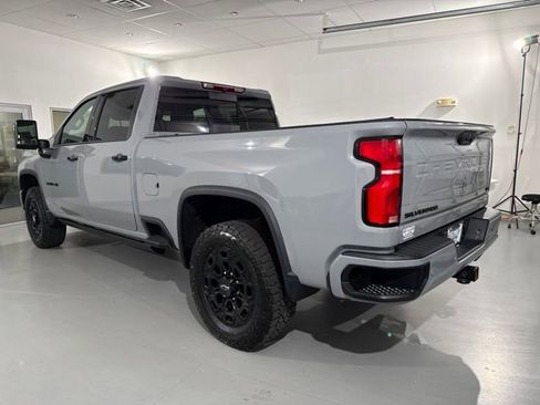 Used 2024 Chevrolet Silverado 2500 LTZ w/ LTZ Plus Package AWD/4WD image 6