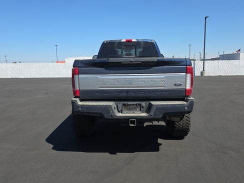 Used 2019 Ford F350 Platinum AWD/4WD image 7
