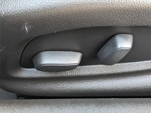 Used 2022 Chevrolet Camaro ZL1 image 21