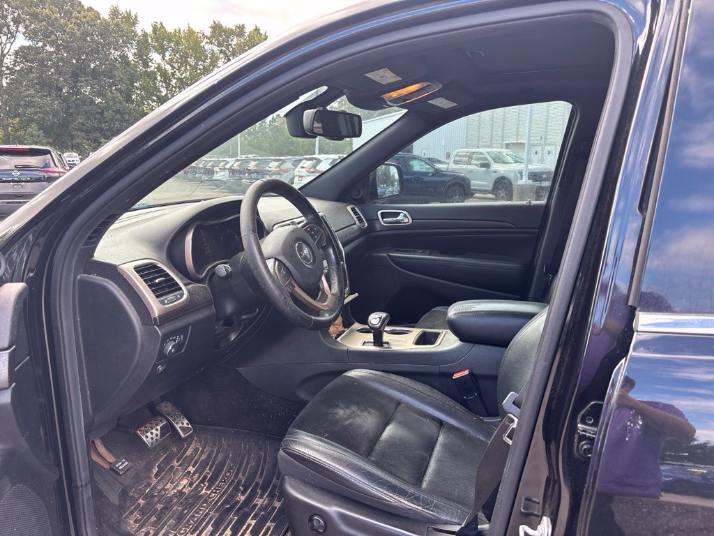 Used 2015 Jeep Grand Cherokee Altitude AWD/4WD image 5
