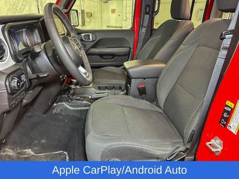 Used 2025 Jeep Wrangler Unlimited Sahara AWD/4WD image 10