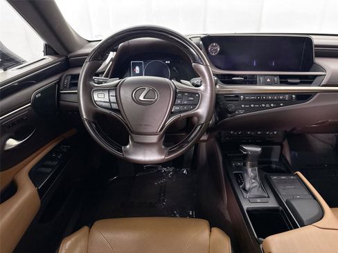 Used 2020 Lexus ES 350 Ultra Luxury w/ Accessory Package 2 FWD image 35