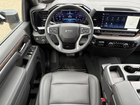 New 2026 Chevrolet Silverado 2500 LT w/ Trail Boss Package AWD/4WD image 18