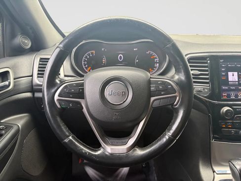 Used 2019 Jeep Grand Cherokee Altitude AWD/4WD image 29
