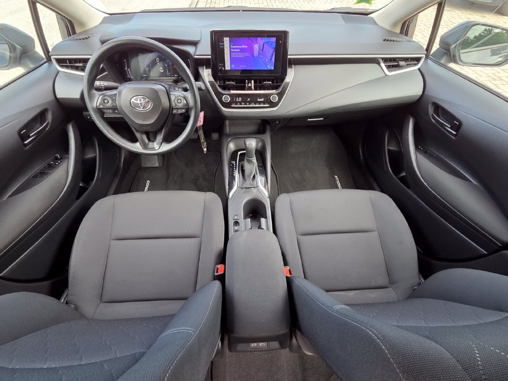 Certified 2026 Toyota Corolla LE FWD image 4