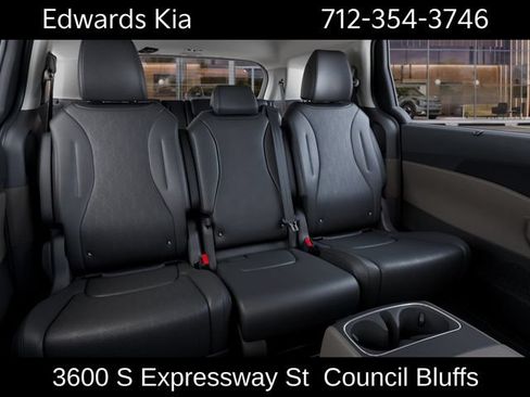 New 2026 Kia Carnival EX FWD image 18