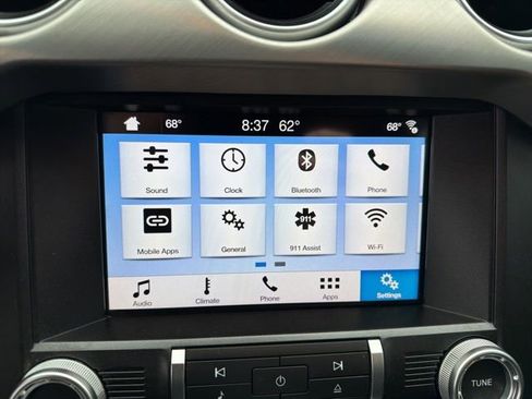 Used 2018 Ford Mustang Premium RWD image 16