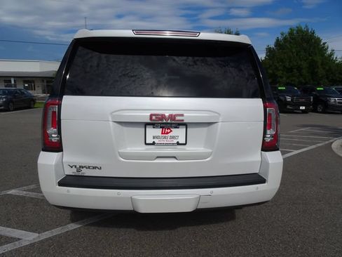 Used 2018 GMC Yukon SLT w/ HD Trailering Package AWD/4WD image 5