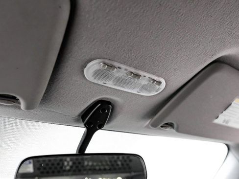 Used 2019 Nissan NV200 SV w/ Navigation Package image 22