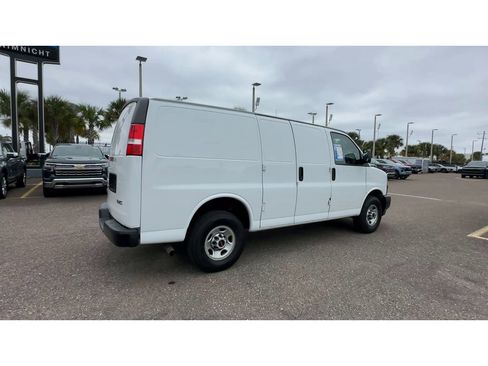Used 2023 GMC Savana 2500 w/ Driver Convenience Package image 2