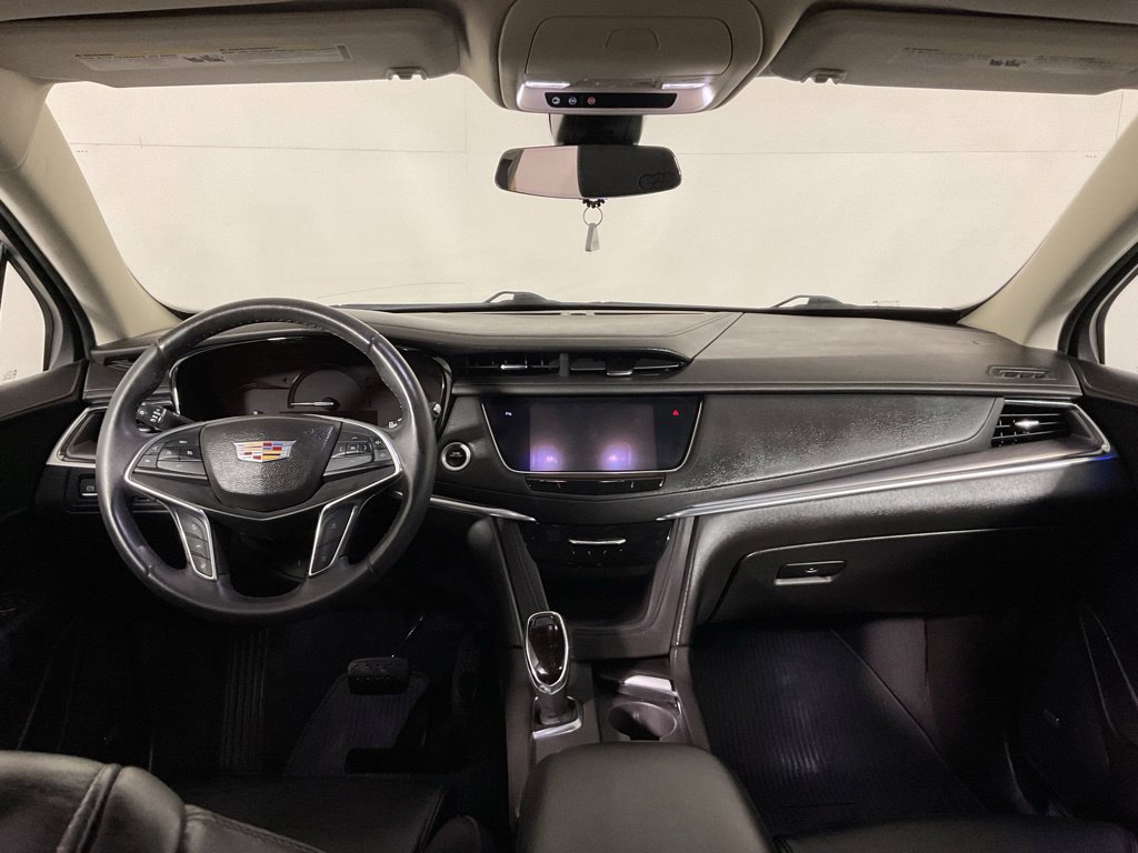 Used 2017 Cadillac XT5 Premium Luxury w/ LPO, Wheel Lock Package AWD/4WD image 24