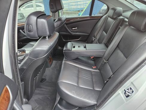 Used 2010 BMW 528i xDrive Sedan w/ Premium Pkg image 12