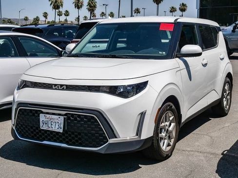 Certified 2023 Kia Soul S FWD image 6