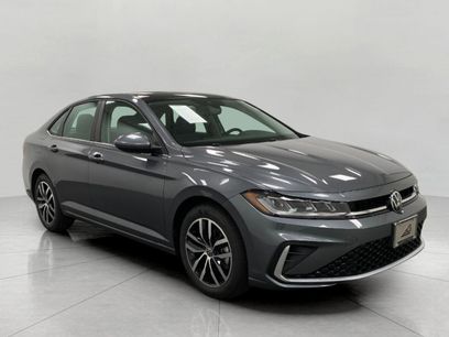New 2025 Volkswagen Jetta SE