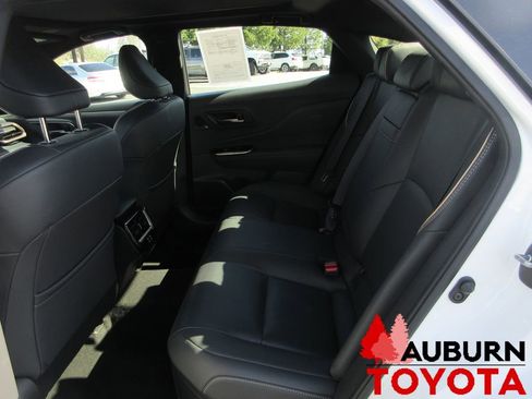 Certified 2024 Toyota Crown Limited image 20