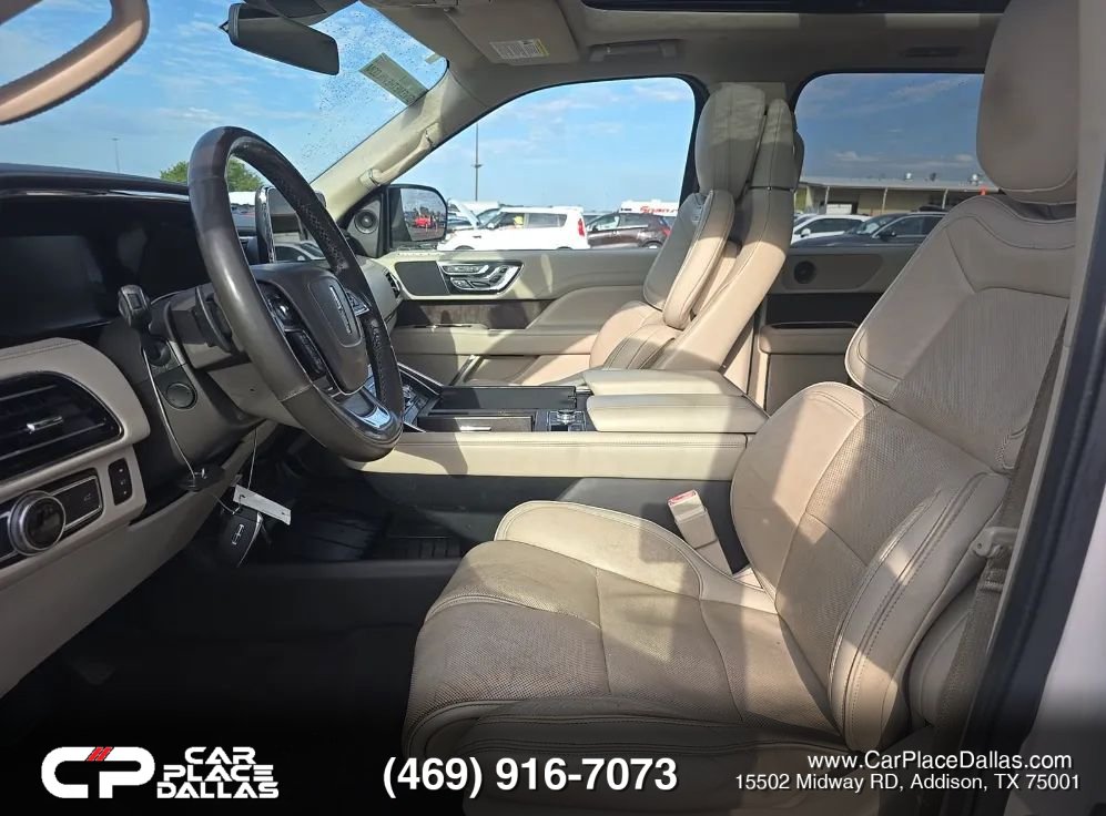 Used 2018 Lincoln Navigator Select w/ Technology Package RWD image 7