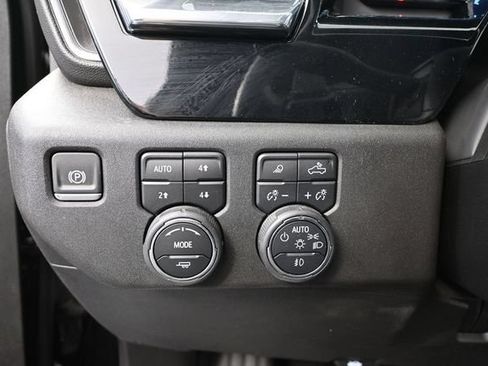 Used 2024 Chevrolet Silverado 1500 RST AWD/4WD image 36
