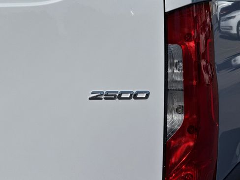New 2026 Mercedes-Benz Sprinter 2500 image 24