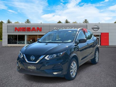 Certified 2022 Nissan Rogue Sport SV AWD/4WD image 2
