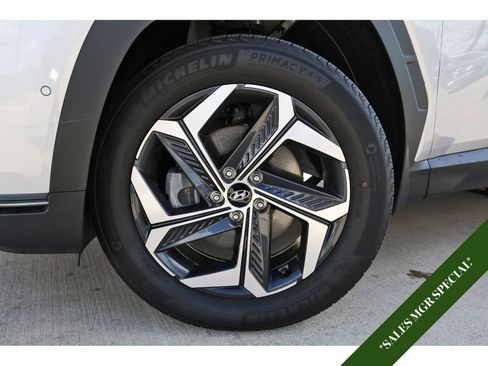 Used 2024 Hyundai Tucson Limited image 32