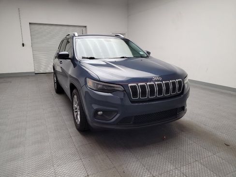Used 2019 Jeep Cherokee Latitude Plus image 14