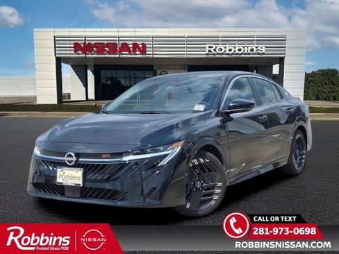 Certified 2026 Nissan Sentra SR w/ Floor Mat Package FWD image 1