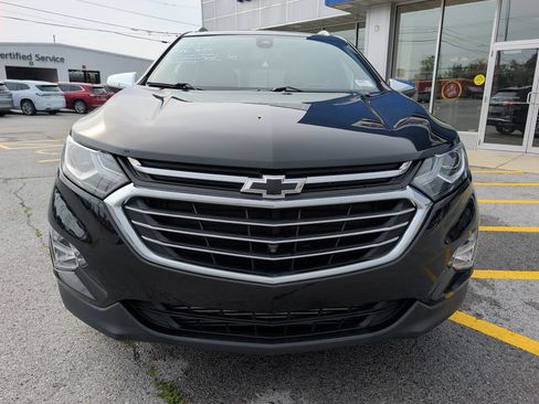 Used 2020 Chevrolet Equinox Premier FWD image 2