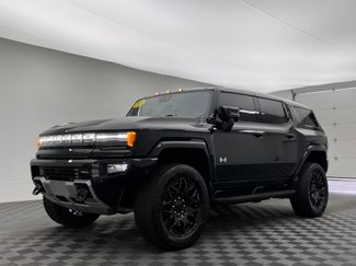 Used 2025 GMC Hummer EV 2X w/ LPO, Illumination Package AWD/4WD video 2