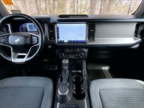 Used 2022 Ford Bronco Outer Banks AWD/4WD image 16