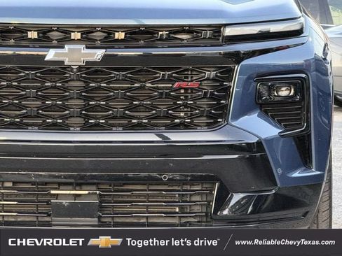 Used 2026 Chevrolet Traverse RS w/ LPO, Floor Liner Package AWD/4WD image 4